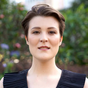 Meet your Posher, Stella